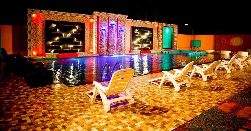 Hotel White House Anuradhapura Luaran gambar