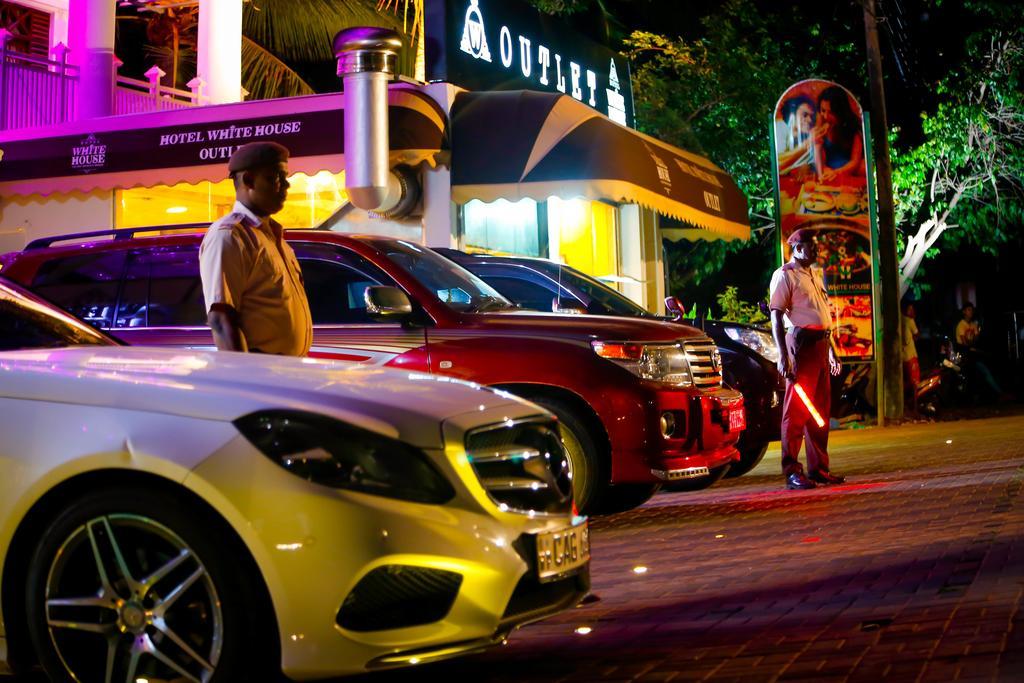 Hotel White House Anuradhapura Luaran gambar